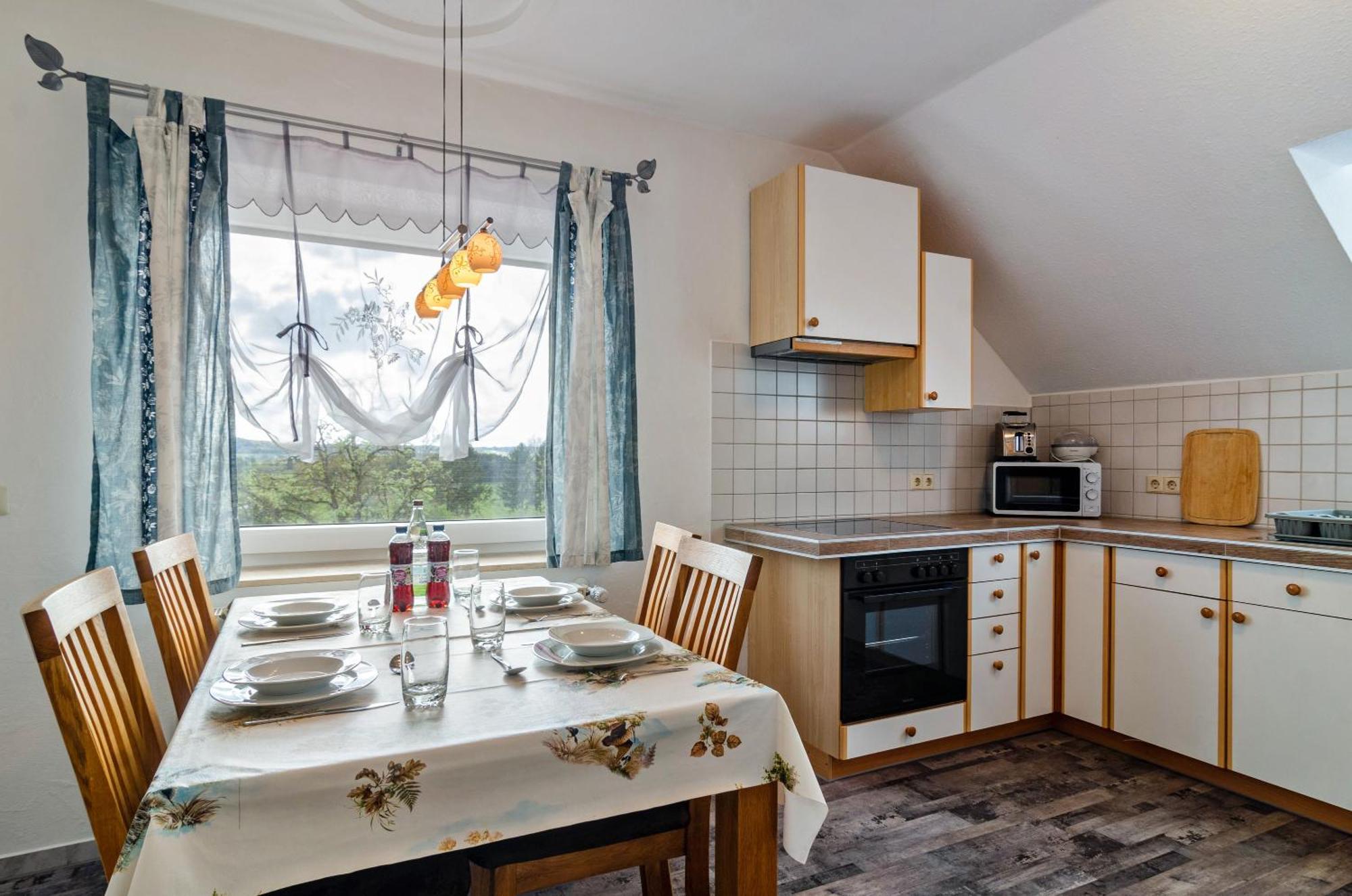 Arnold Laubbach Apartment Ostrach Екстериор снимка
